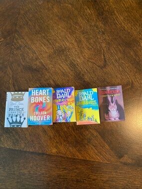 Lot of 5 Mini Brands Mini Paperback Books